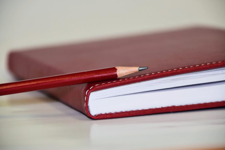 notebook, diary, write-1939358.jpg